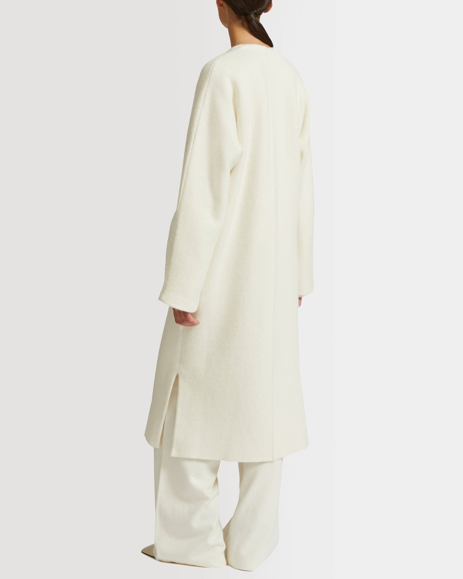 Long knit cardigan with mink fur over-pockets - white - Yves