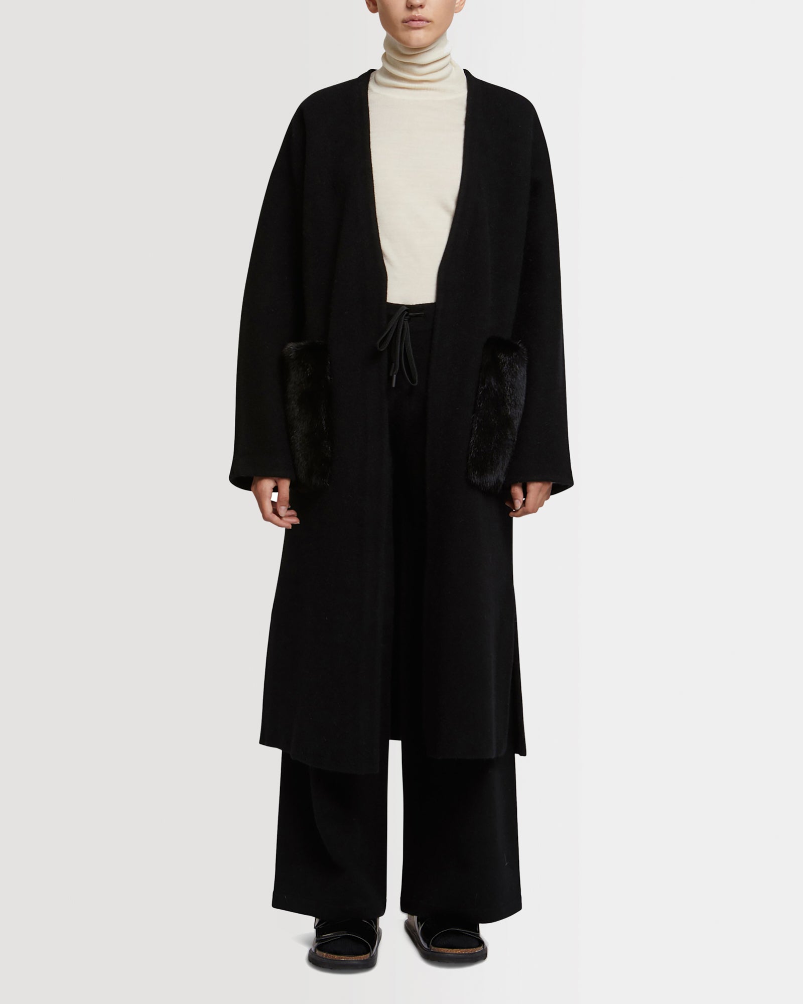 アパルトモン　YVES SALOMON WOOL FRONT KNITWEAR アパルトモンYVES SALOMON WOOL FRONT KNITWEAR