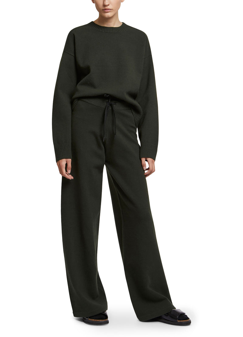 Wide-leg knit trousers