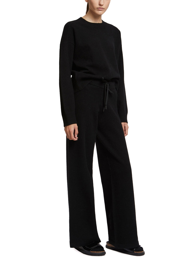 Wide-leg knit trousers