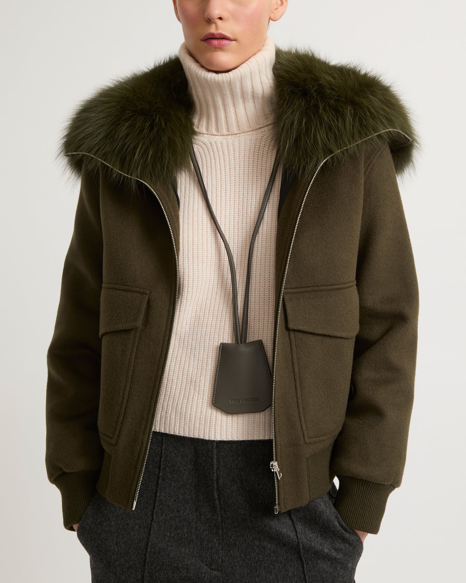 Cropped jacket in cashmere wool with fox fur collar - khaki - Yves