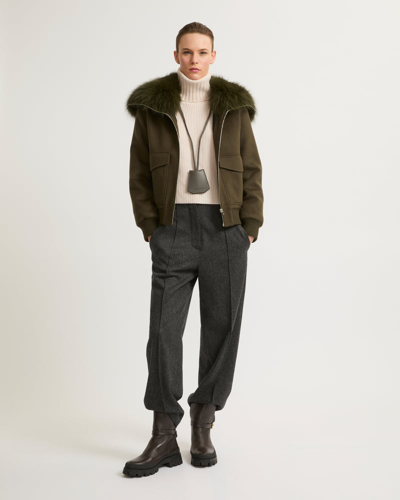 Cropped jacket in cashmere wool with fox fur collar