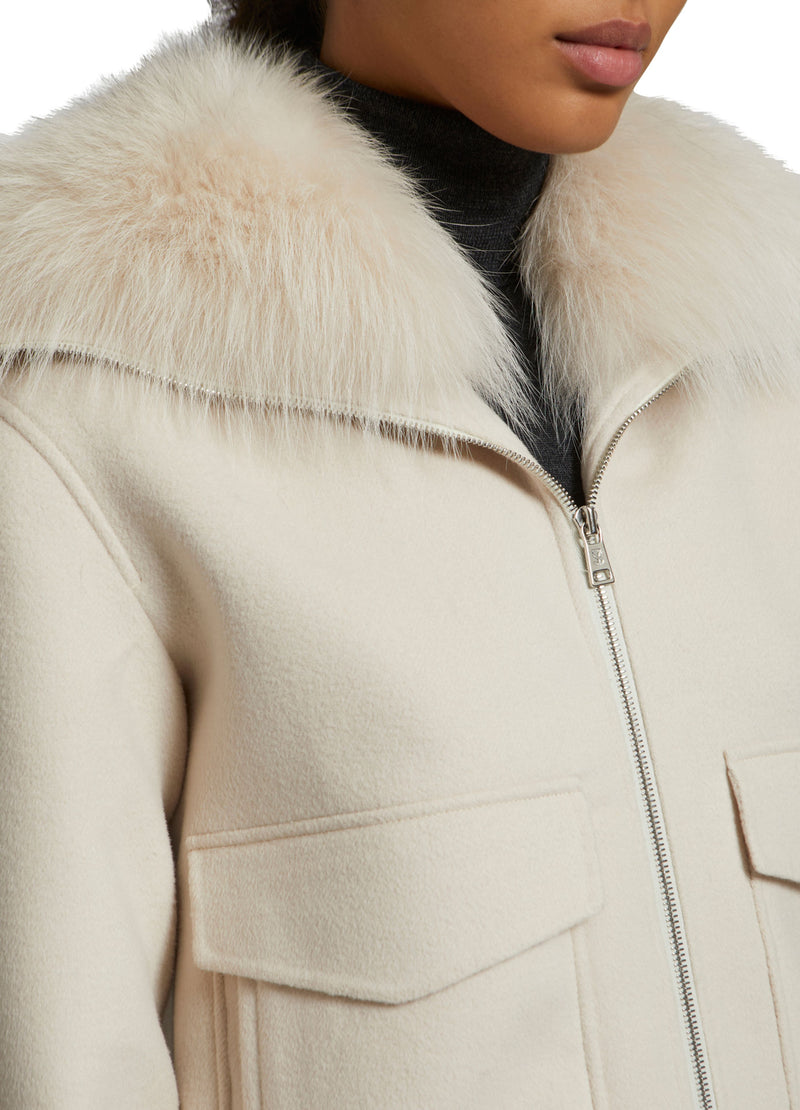 Cropped jacket in cashmere wool with fox fur collar