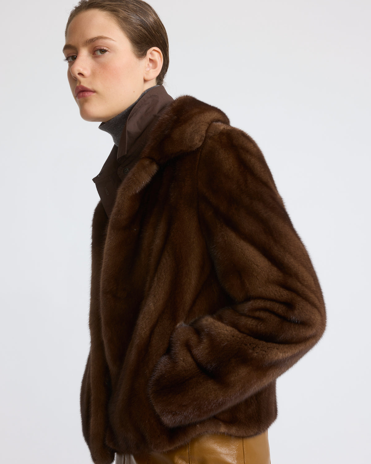 Short jacket in long-haired mink fur - Yves Salomon - New Fall/Winter Collection