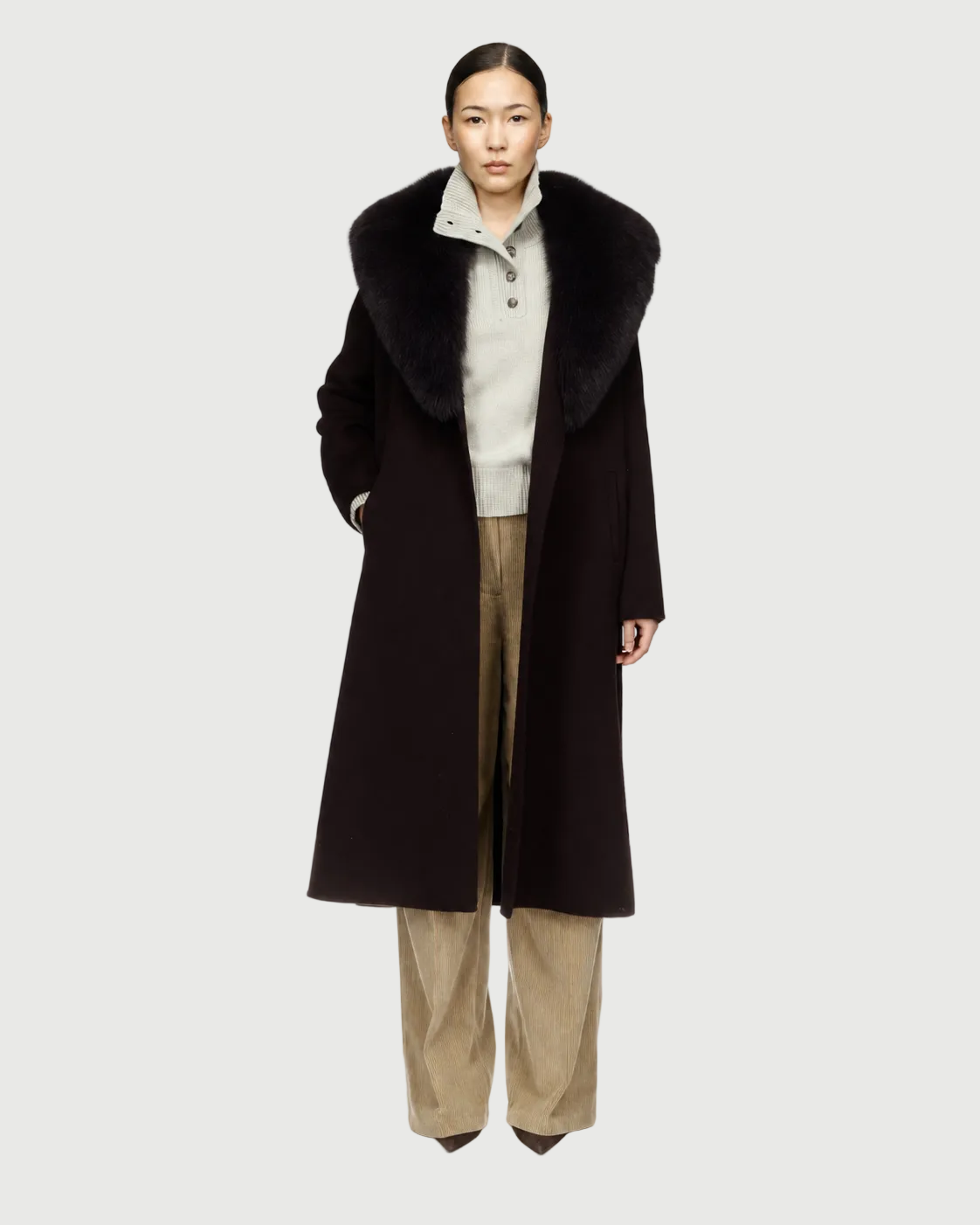 Belted coat in cashmere wool with fox fur collar and lapel