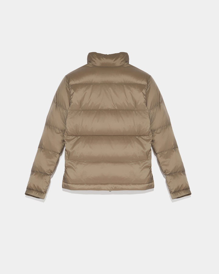 Short light down jacket