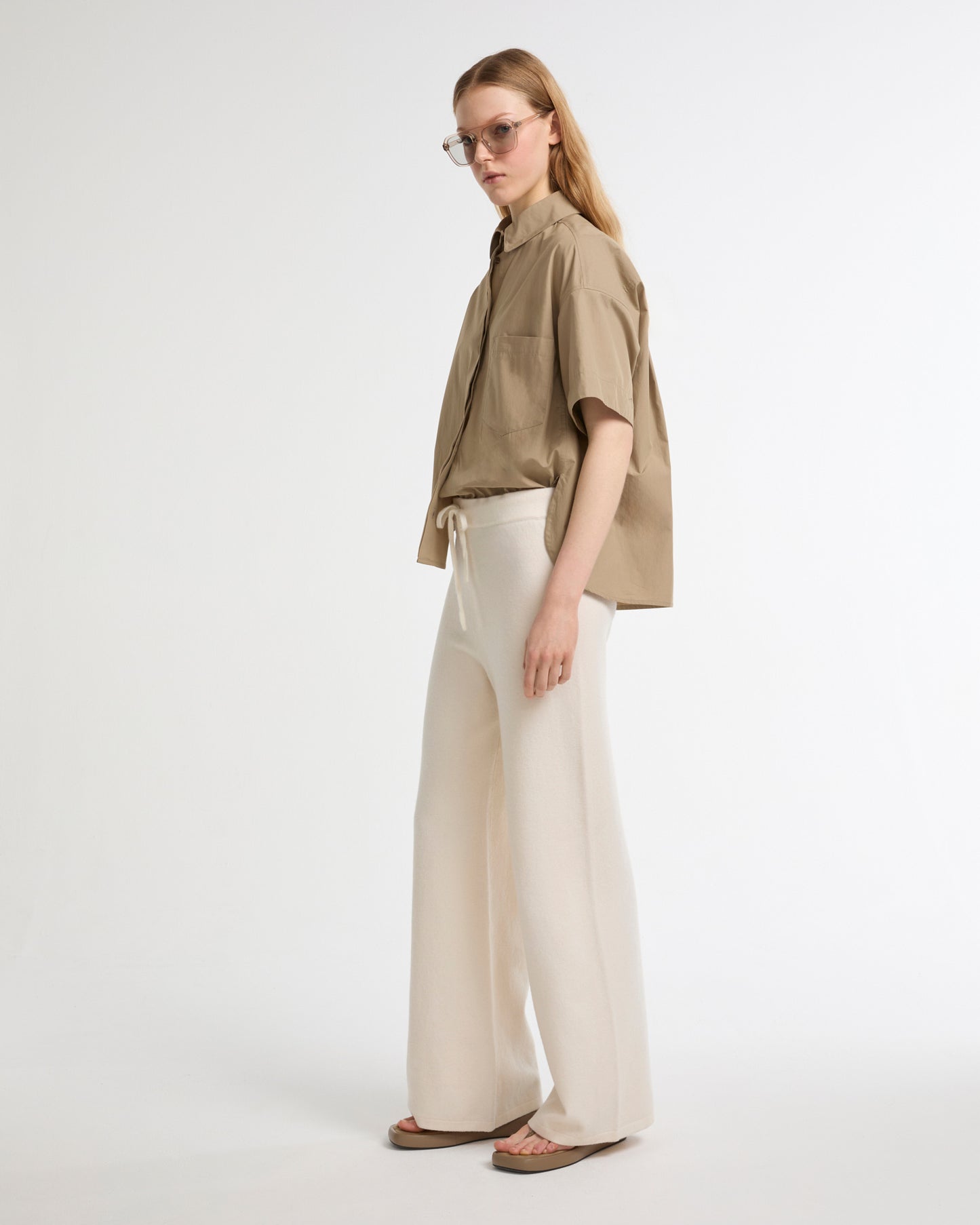 Short sleeve poplin shirt