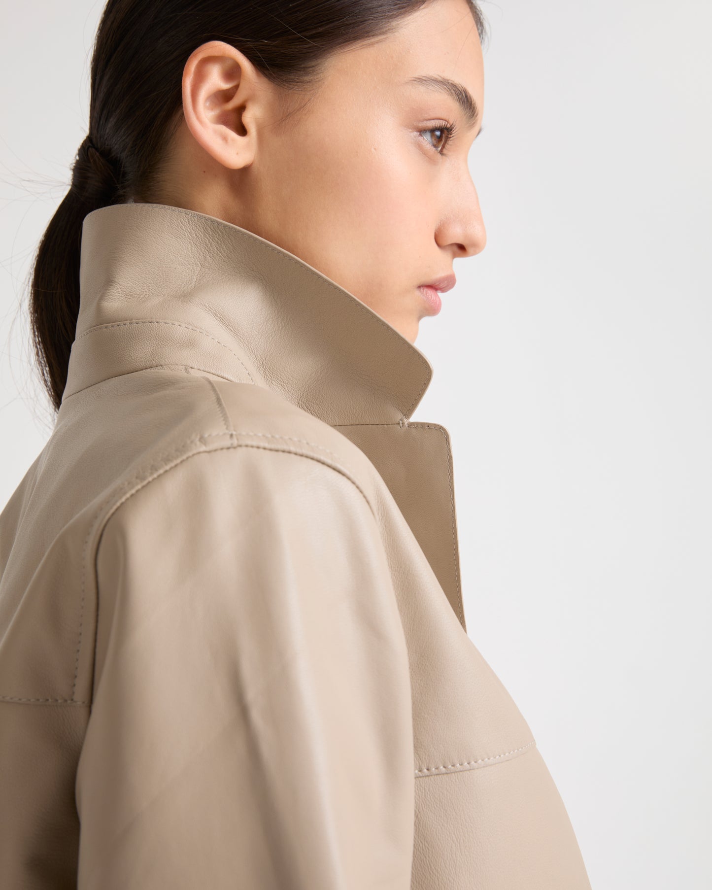 Short lamb leather jacket