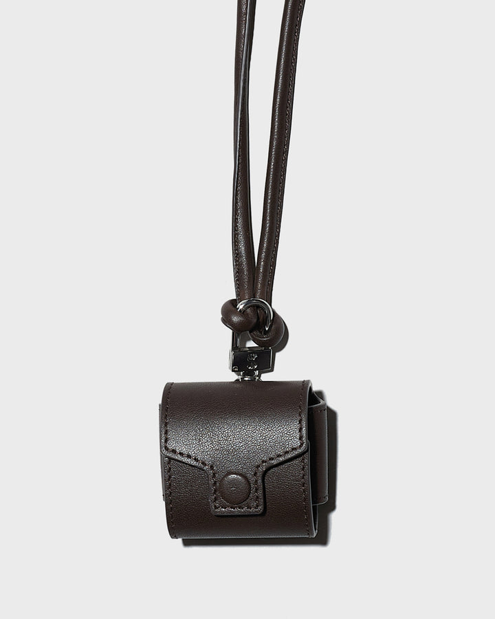 AirPods case in lamb leather - brown - Yves Salomon