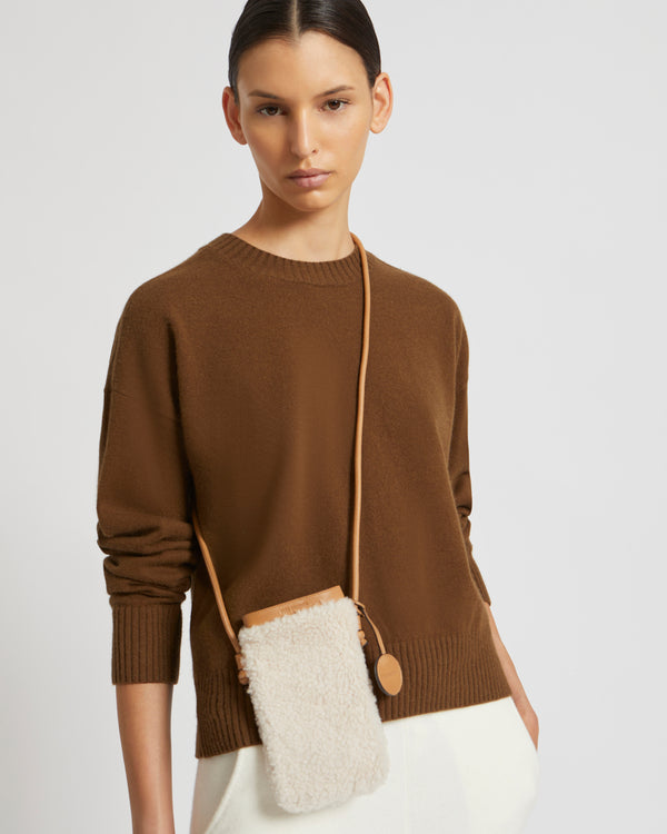 Phone case in curly merino and leather - beige - Yves Salomon