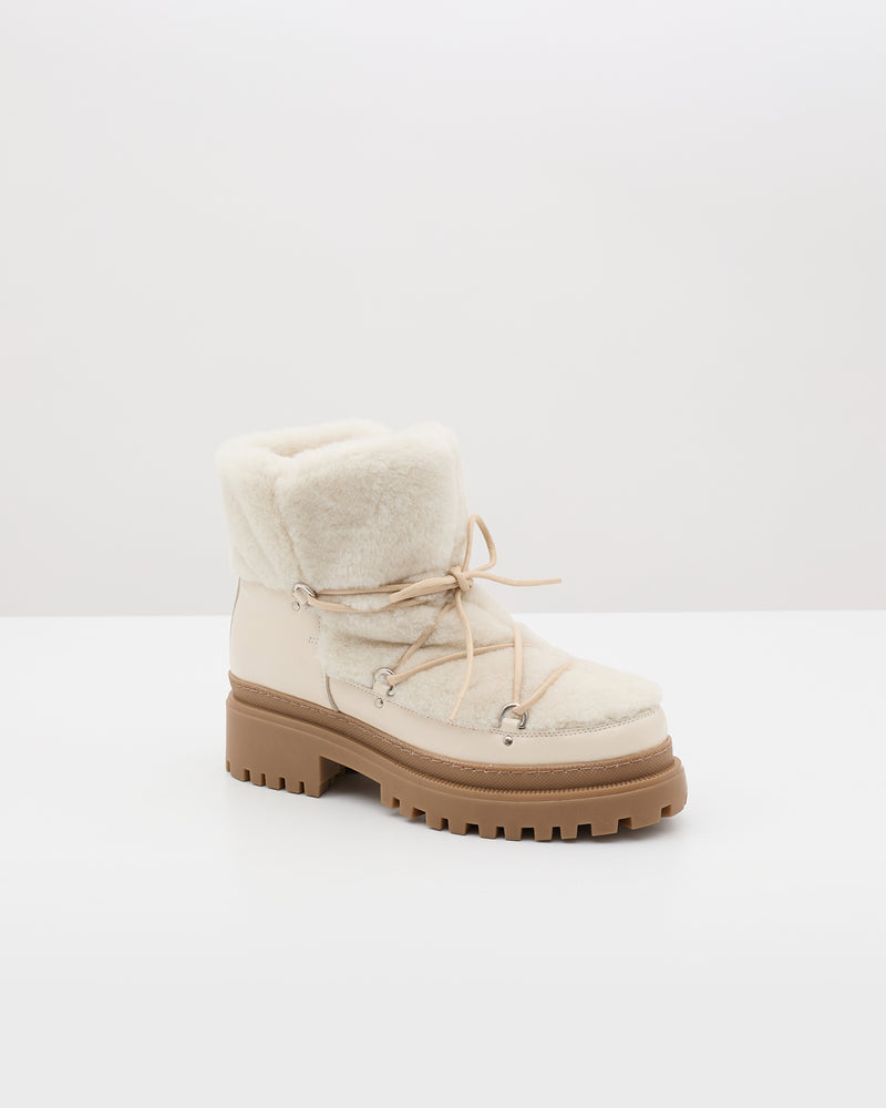 Lace-up mid-length shearling boots