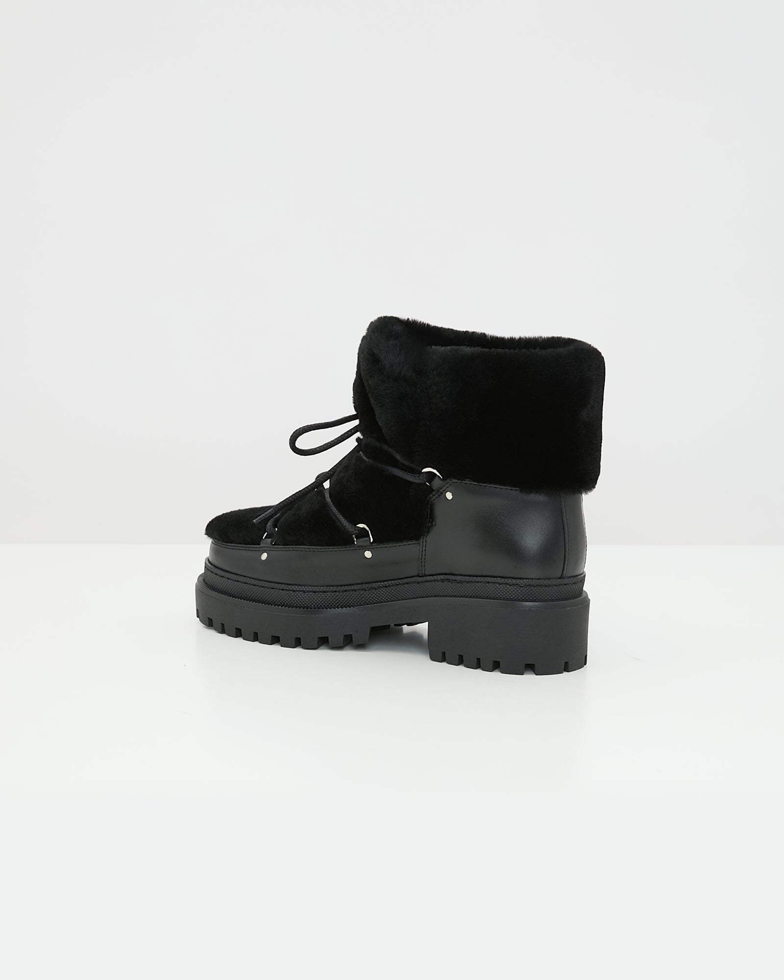 Lace-up mid-length shearling boots - Yves Salomon