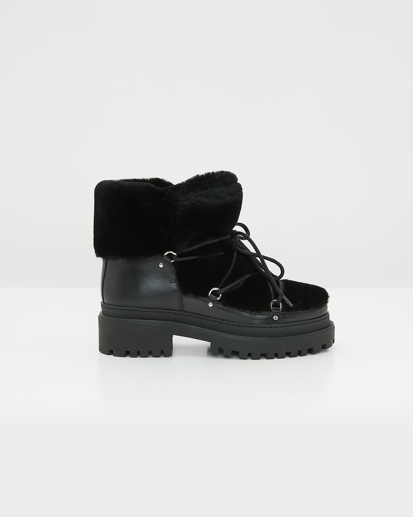 Lace-up mid-length shearling boots - Yves Salomon