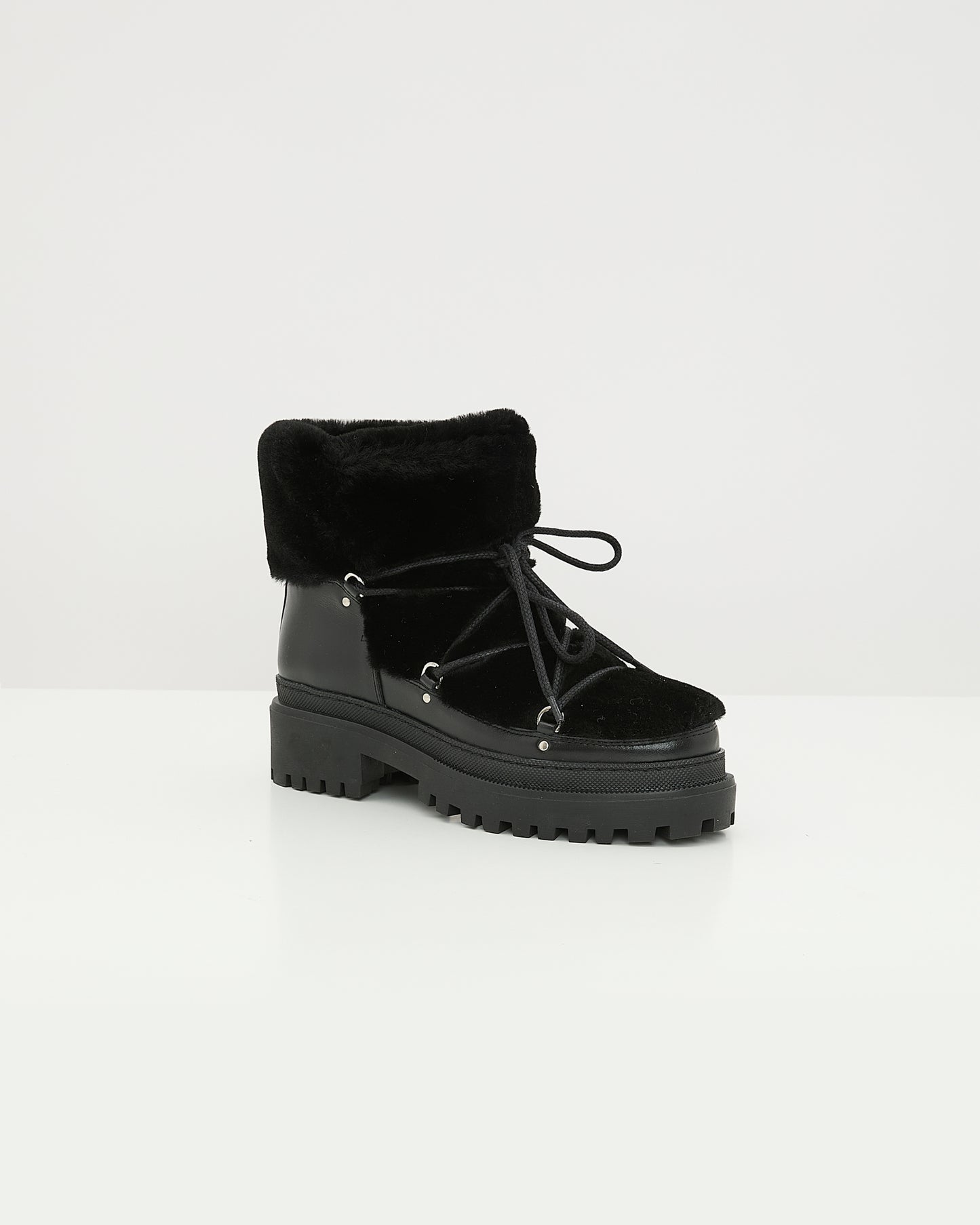 Lace-up mid-length shearling boots - Yves Salomon