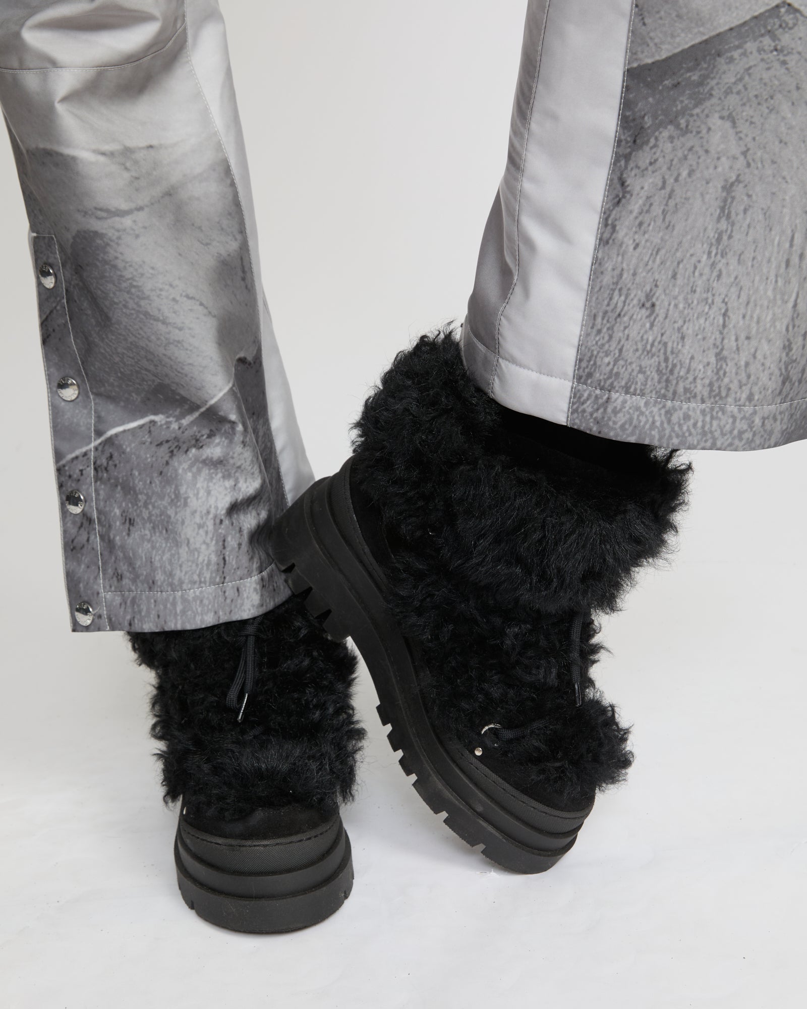 Ankle boots in leather and Lacon shearling - Yves Salomon