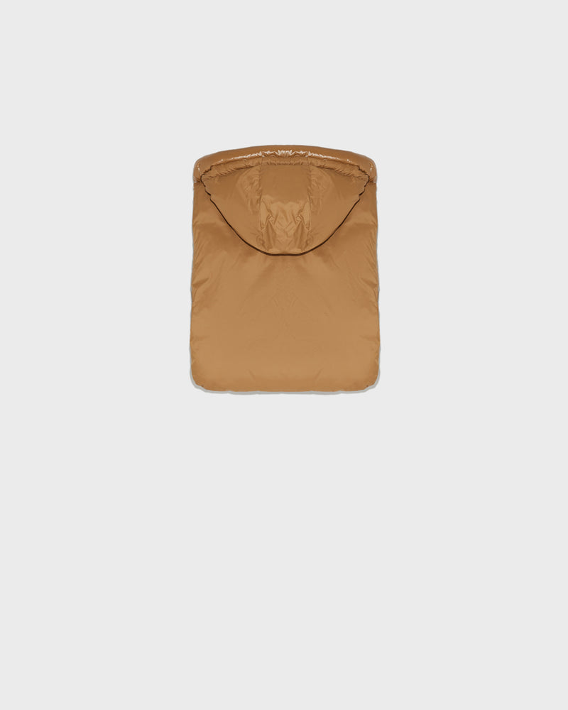 Reversible down-filled bib in matte and shiny water-repellent technical fabric - camel - Yves Salomon