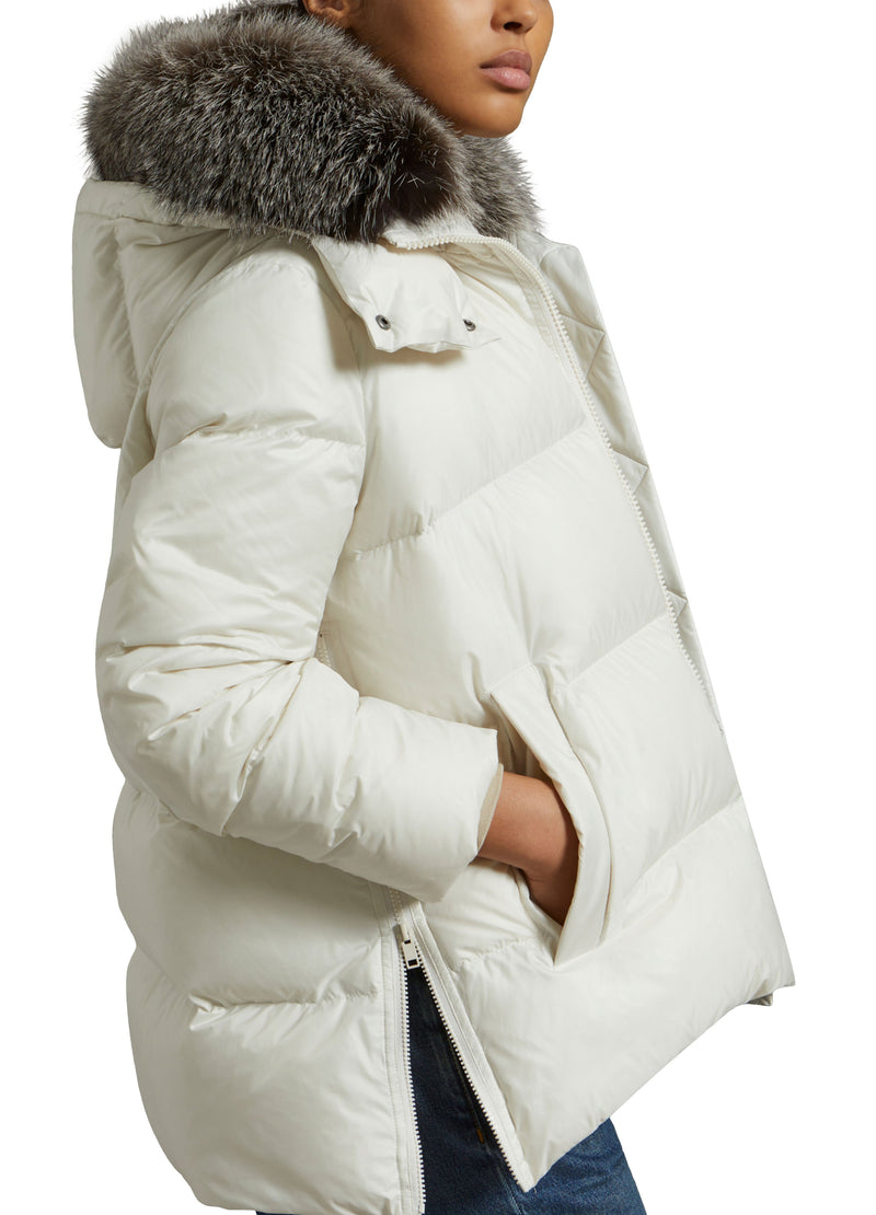 "A" line down jacket in water-repellent technical fabric with fox fur collar