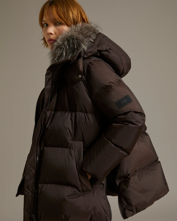 A line down jacket in water-repellent technical fabric with fox fur collar - brown - Yves Salomon
