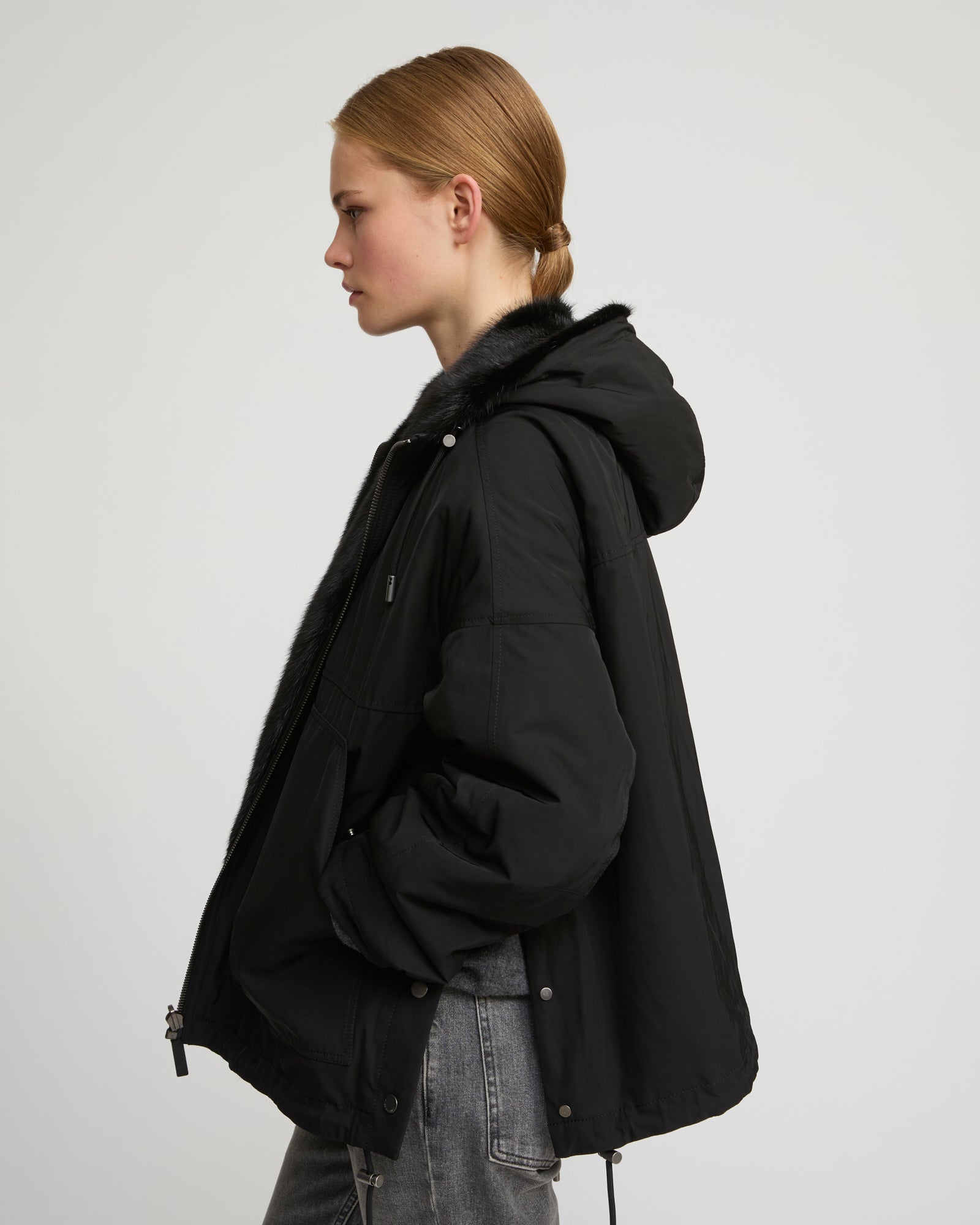 Short reversible parka in water-repellent technical fabric and