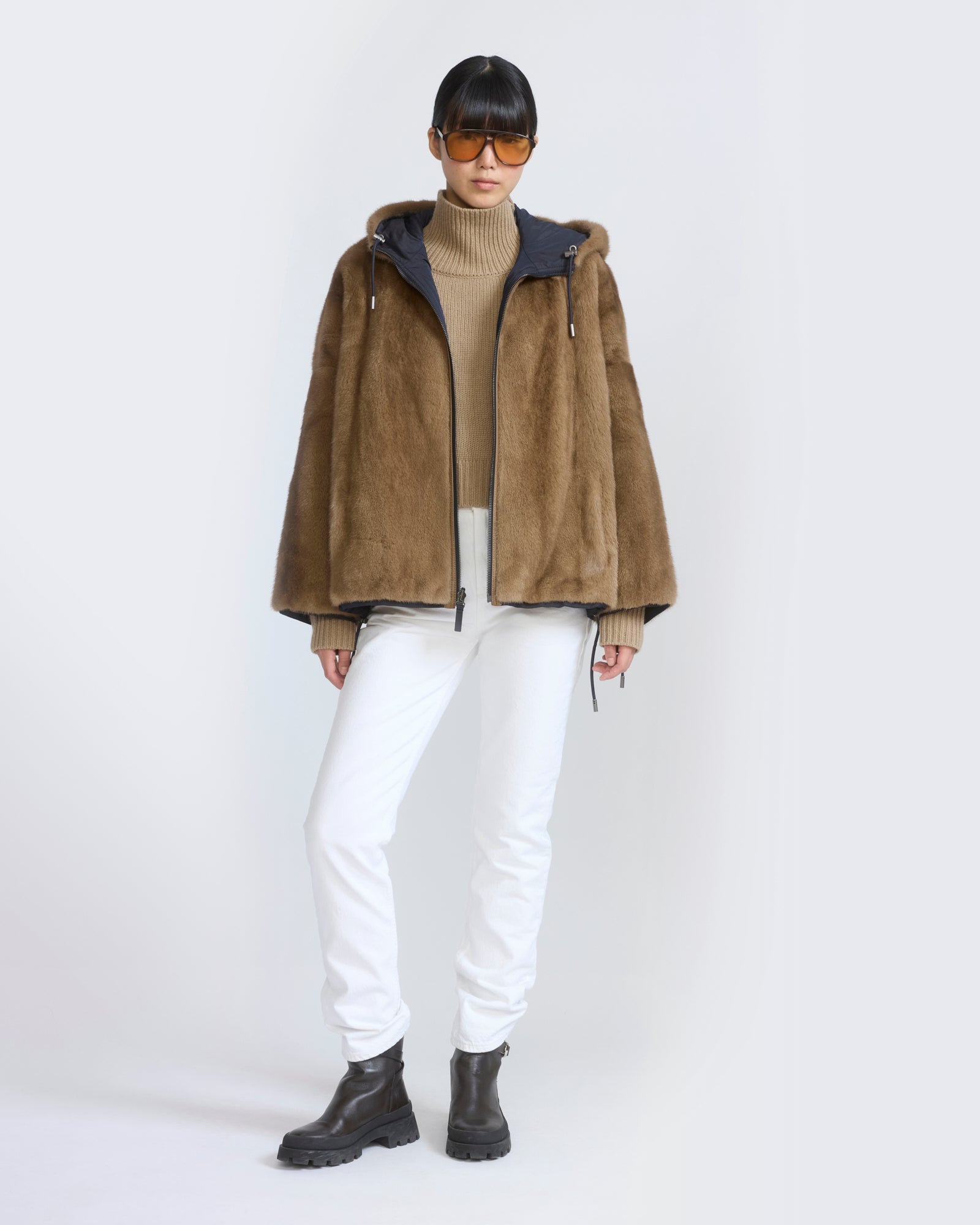 Short reversible water-repellent technical fabric jacket with mink fur - Yves Salomon - New Fall/Winter Collection