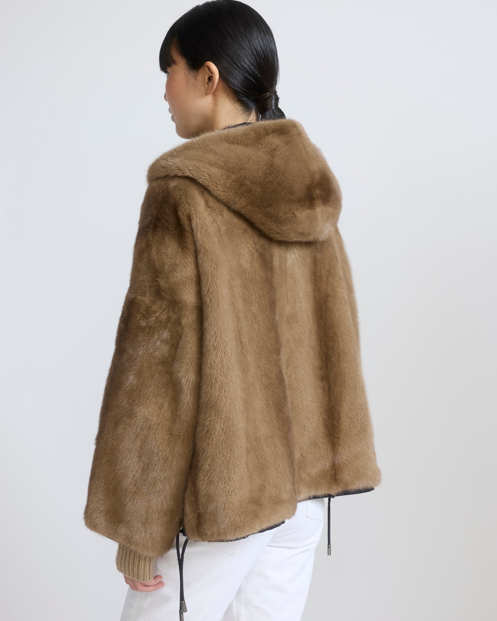 Short reversible water-repellent technical fabric jacket with mink fur - Yves Salomon - New Fall/Winter Collection