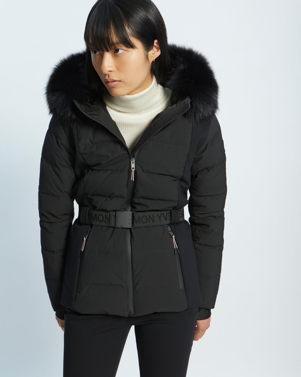 mixed fabric belted skiwear jacket with fox fur trim - black - Yves Salomon
