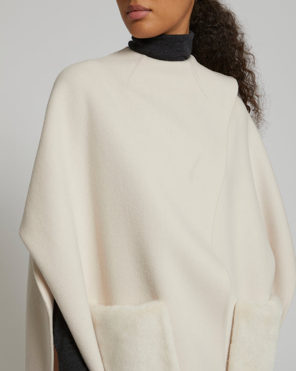 Cashmere wool cape with over-pockets in mink fur