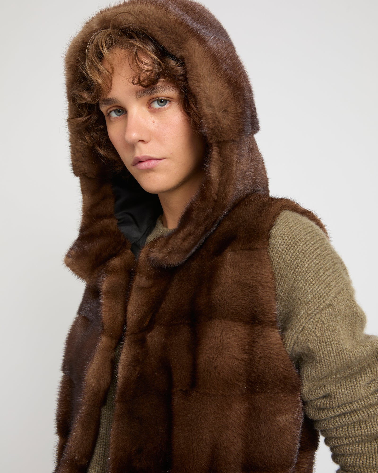 Hooded gilet in long-haired mink fur - brown - Yves Salomon – Yves