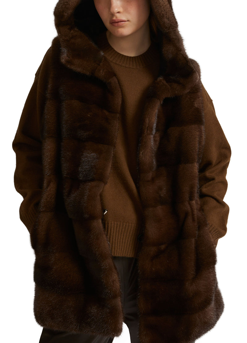 Hooded gilet in long-haired mink fur