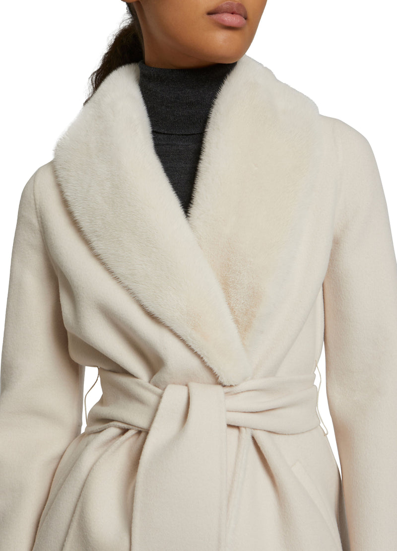 Cashmere wool coat with mink fur collar and facing