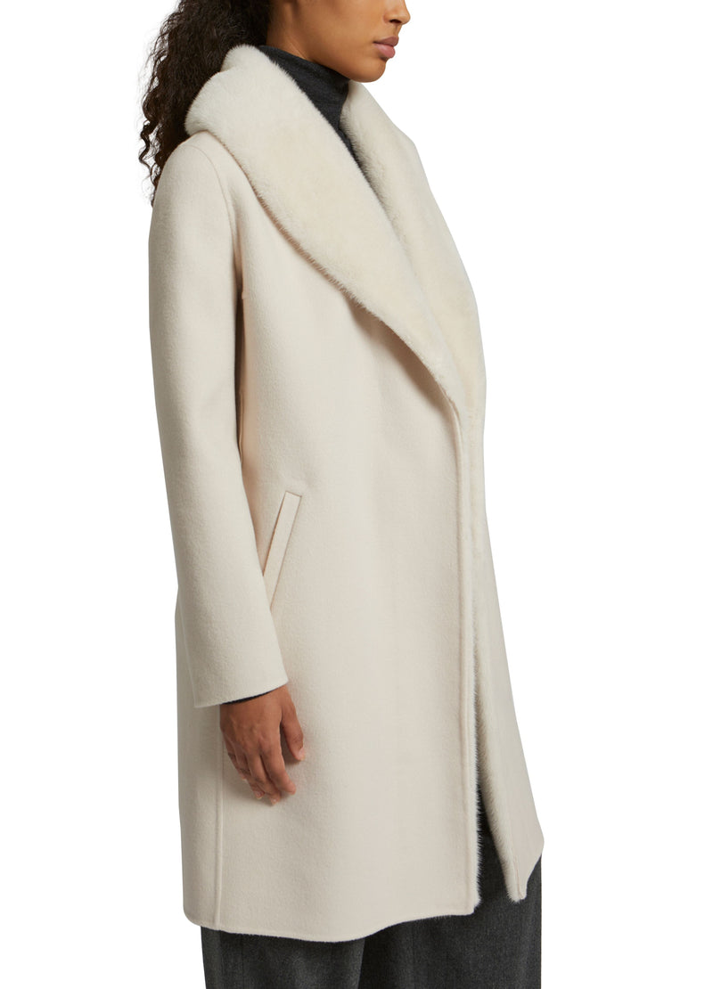 Cashmere wool coat with mink fur collar and facing