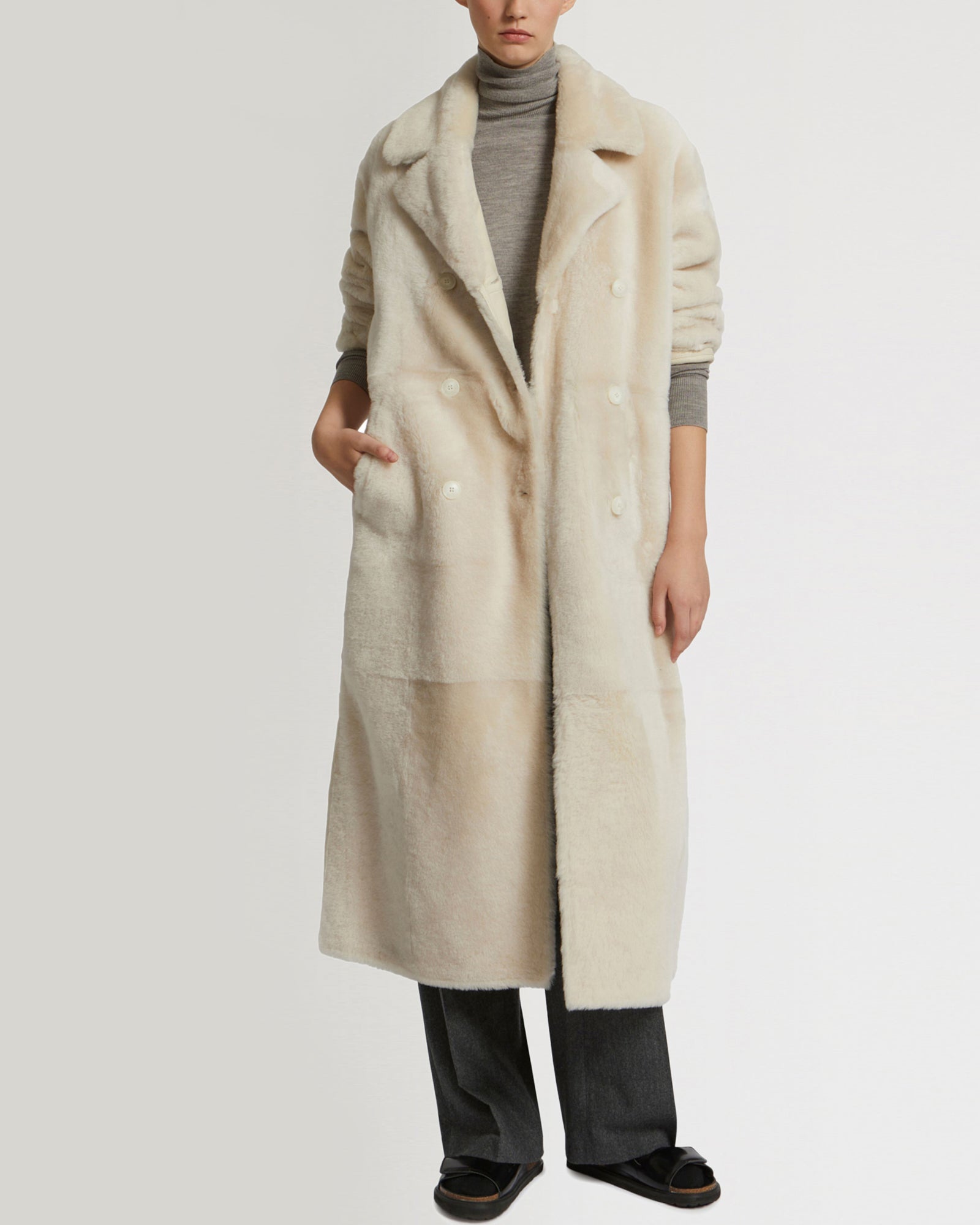 ジャケット・アウター HYKE Faux shealing double-breasted coat HYKE FAUX SHEARLING DOUBLE BREASTED COAT