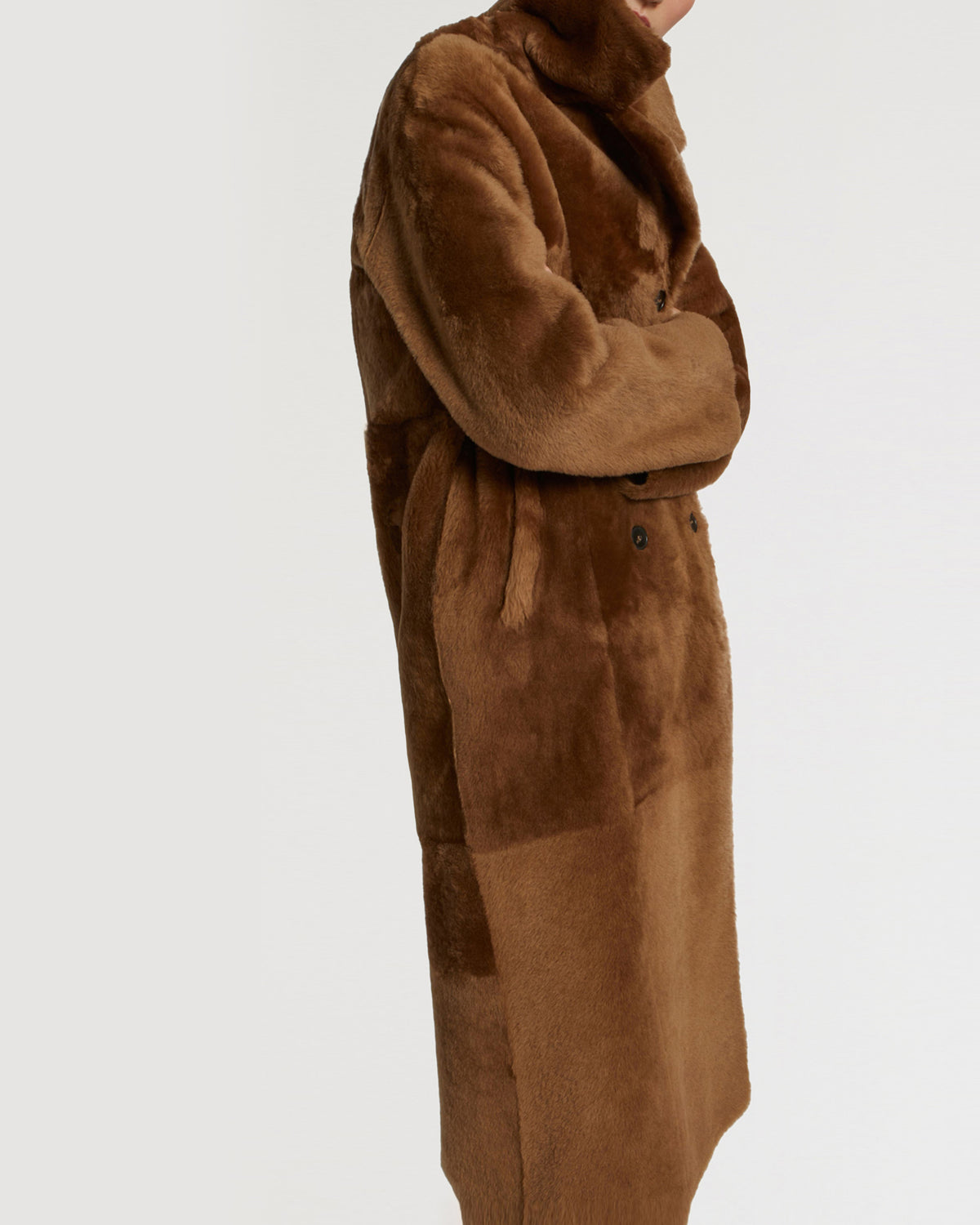 Long double-breasted shearling coat -Yves Salomon