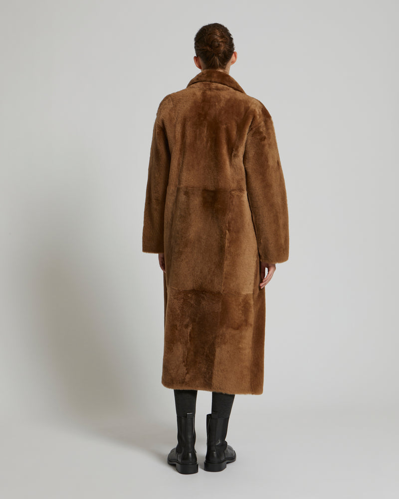 Long double-breasted shearling coat - brown - Yves Salomon