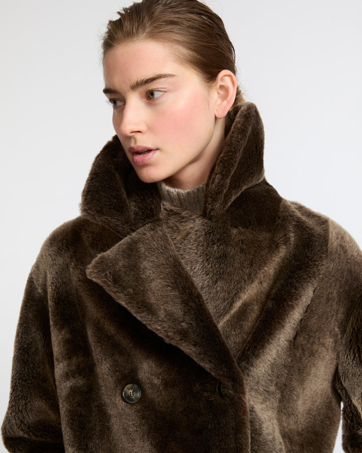 Long double-breasted shearling coat - Yves Salomon - New Fall Winter Collection