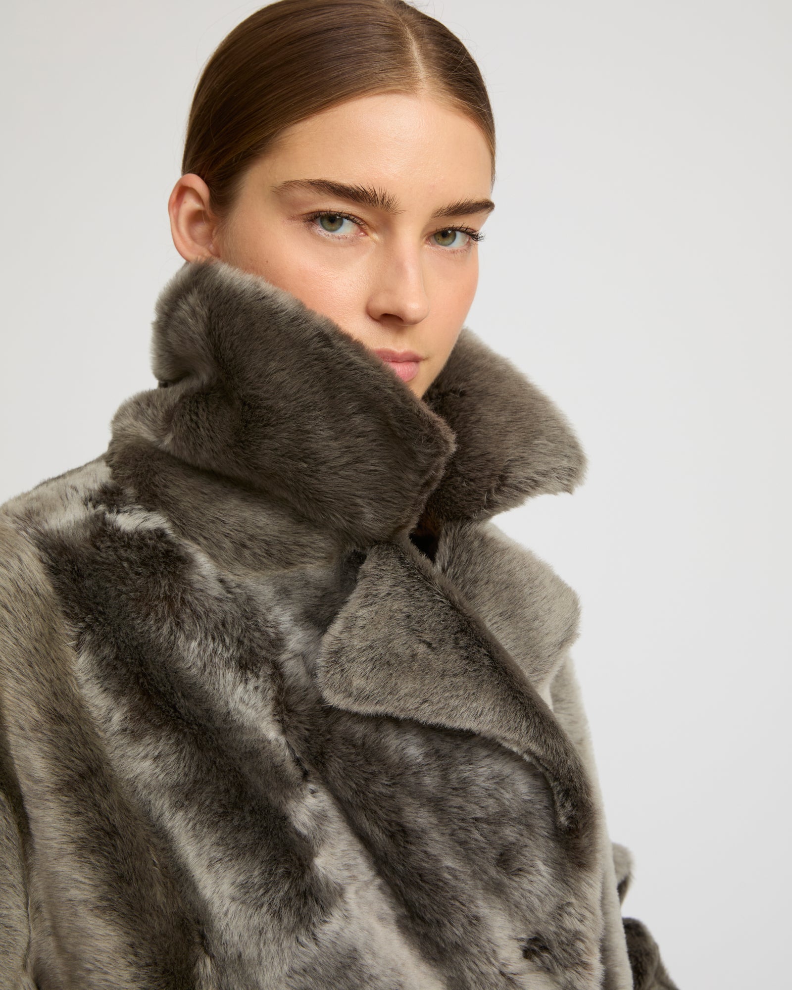 Long double-breasted shearling coat - grey - Yves Salomon – Yves