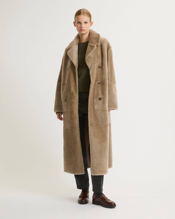 Long double-breasted shearling coat - beige - Yves Salomon