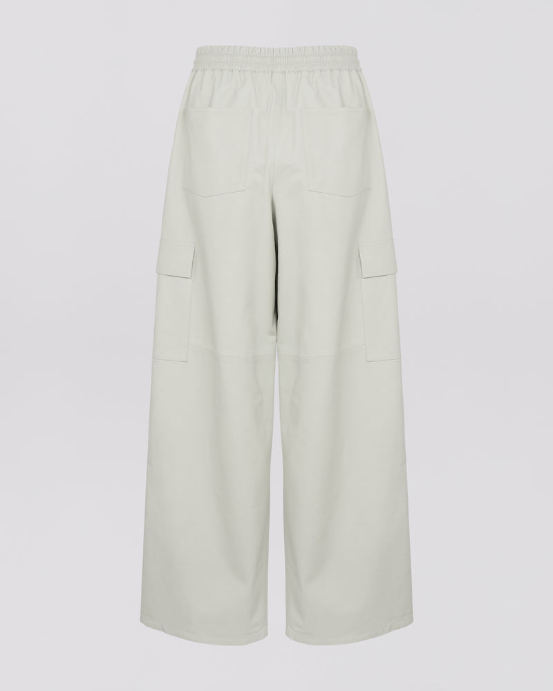 Cargo trousers in lamb leather