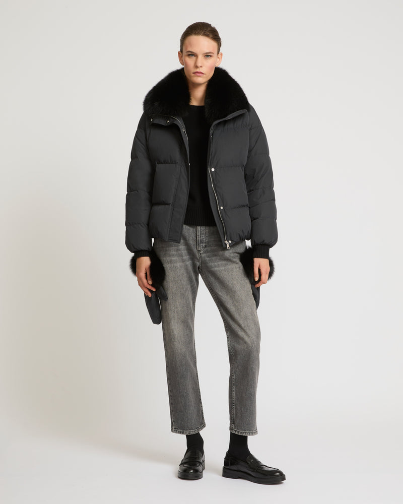 Boxy down jacket in waterproof technical fabric with fox fur collar - black