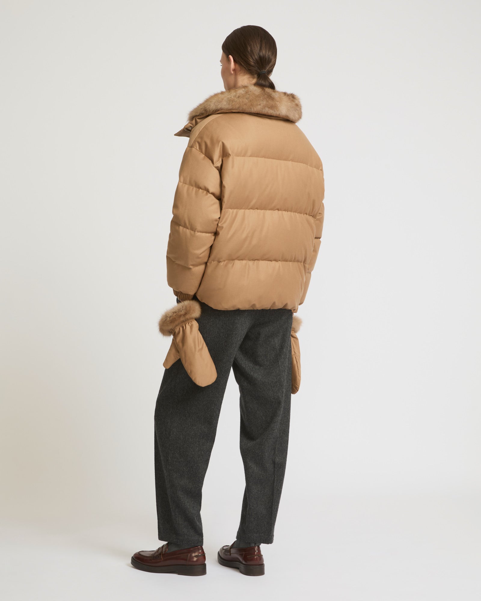 Short down jacket in Loro Piana flannel fabric with detachable