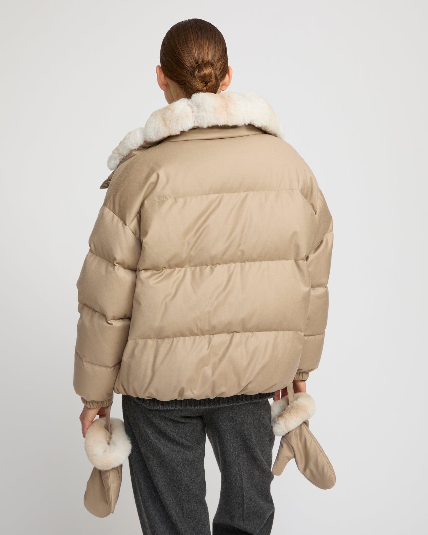 Short down jacket in waterproof flannel fabric with chinchilla fur - Yves Salomon