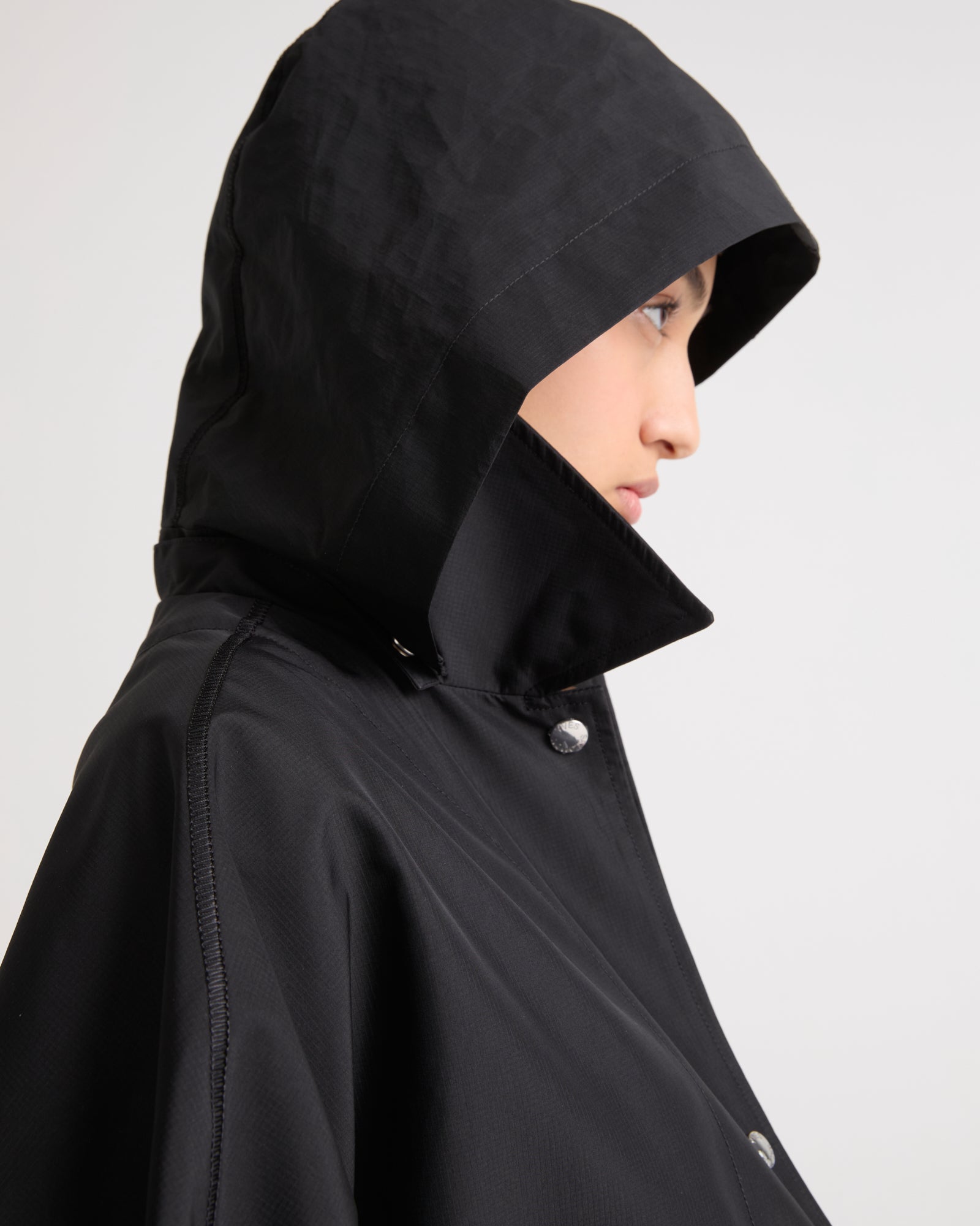 Private sale - Cape-style parka in technical fabric -Yves Salomon