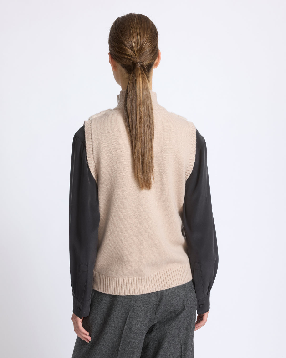Short knitted gilet in merino and mink - Yves Salomon - New Fall/Winter Collection
