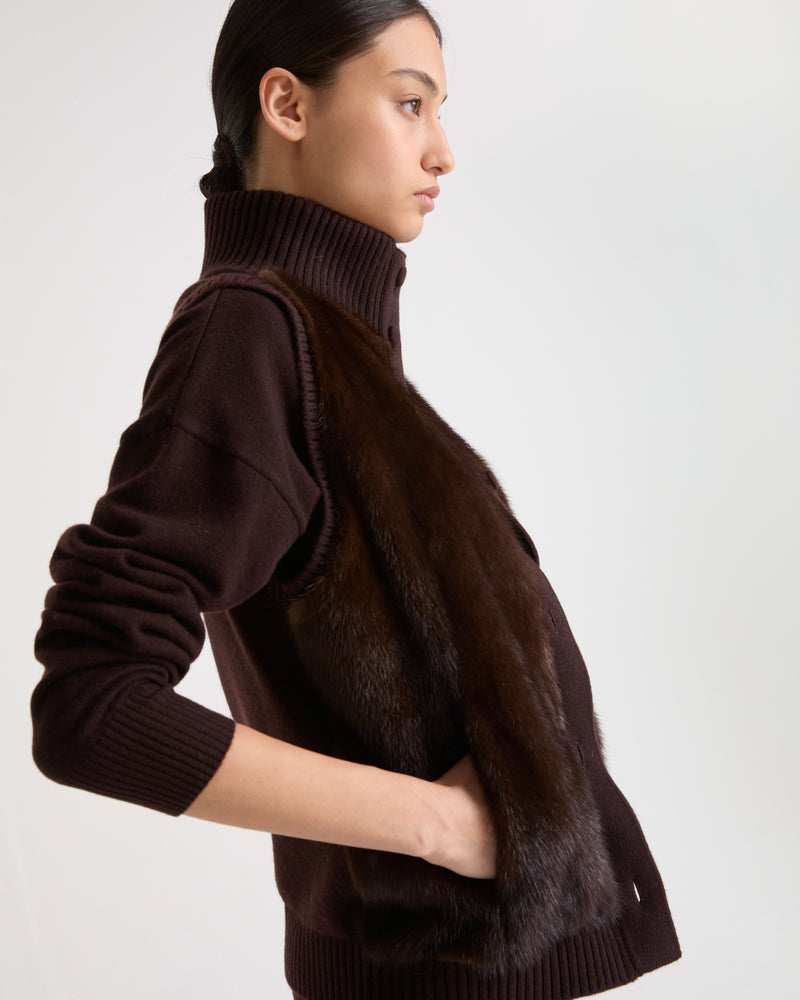 Short knitted gilet in merino and mink