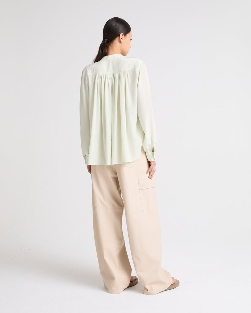 Pleated shirt in light silk crepe