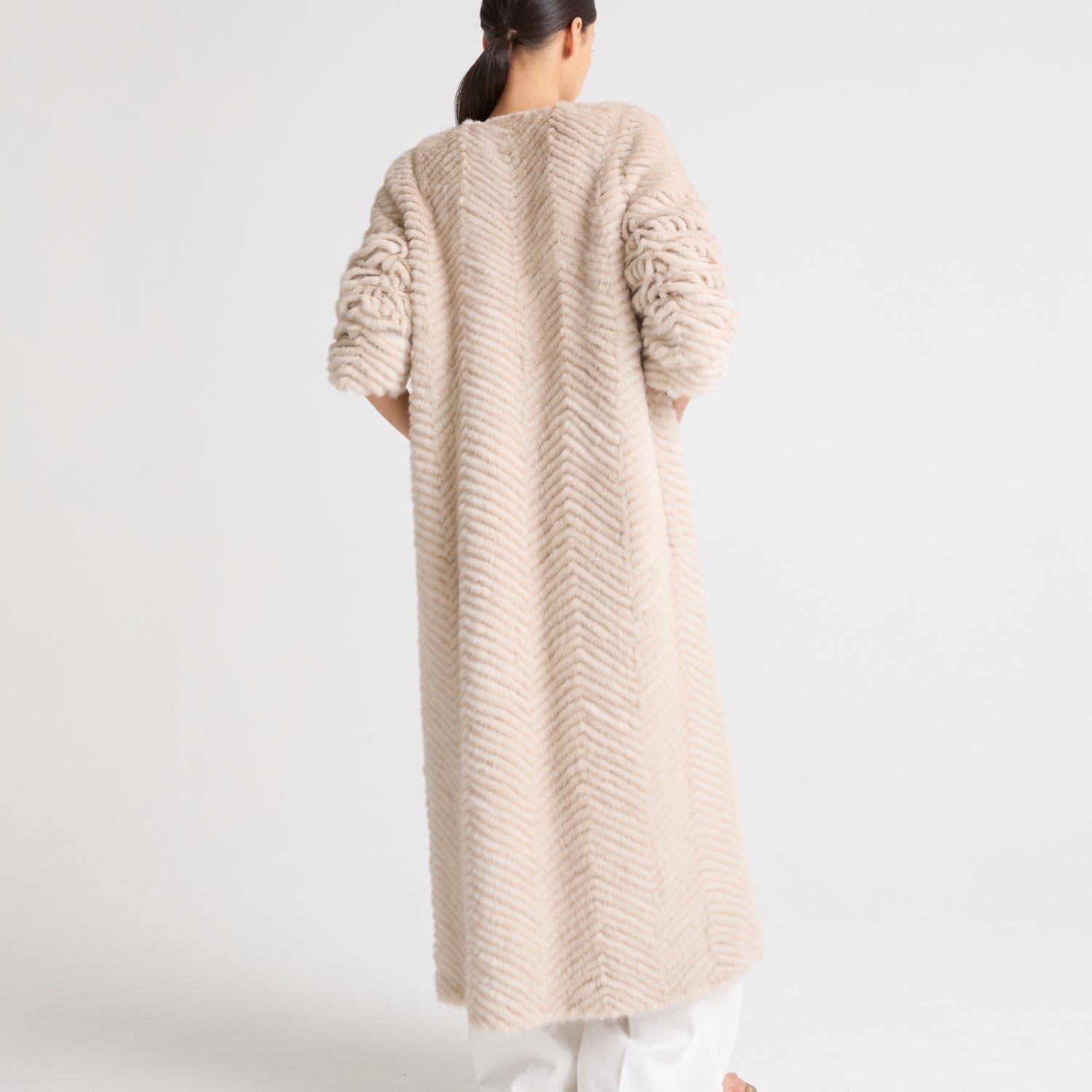 COAT MERINO KNITWEAR/MINK BANDS - beige - Yves Salomon