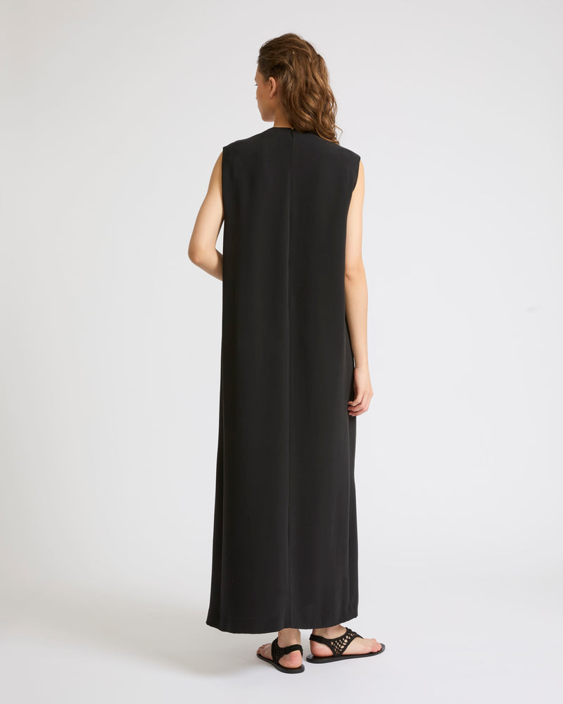 Maxi dress in silk crepe