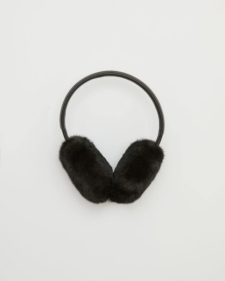 CACHE OREILLES -Yves Salomon