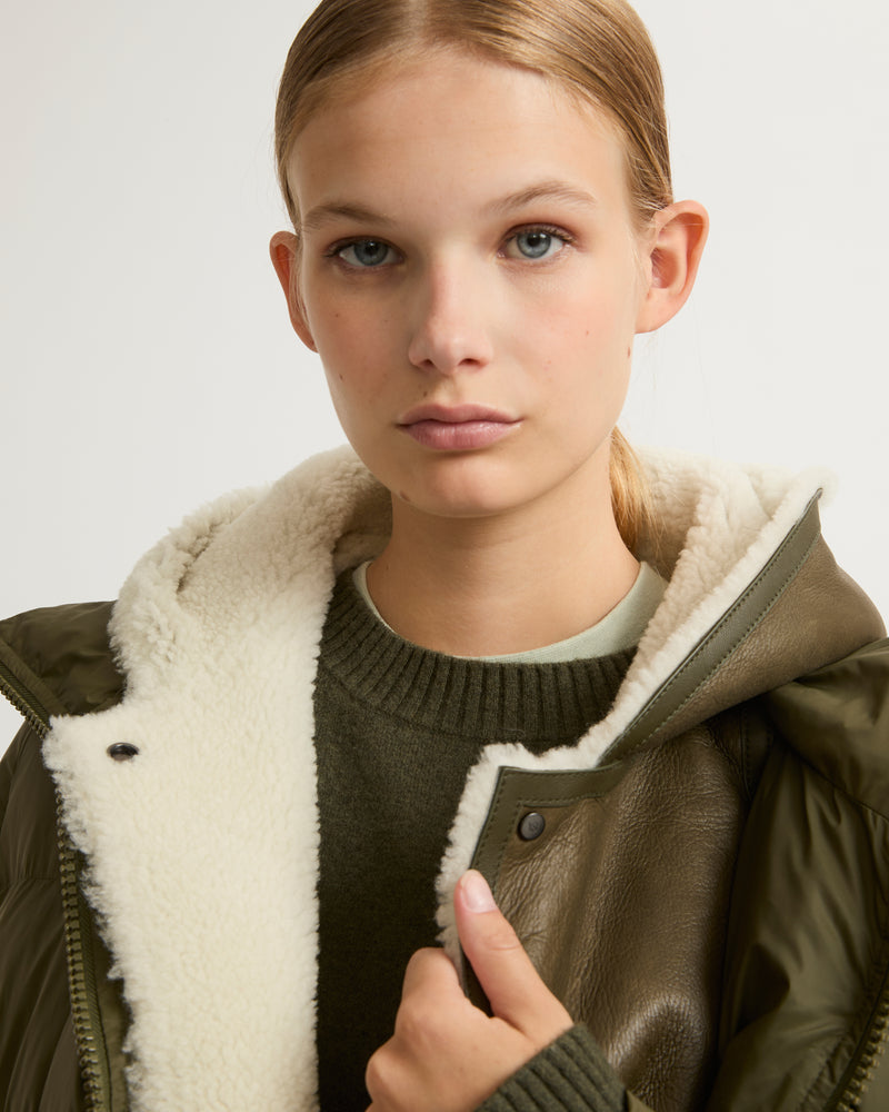 Hooded down jacket in nylon and lamb - khaki green - Yves Salomon