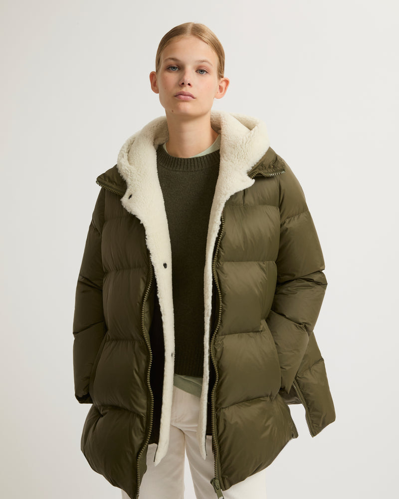 Hooded down jacket in nylon and lamb - khaki green - Yves Salomon